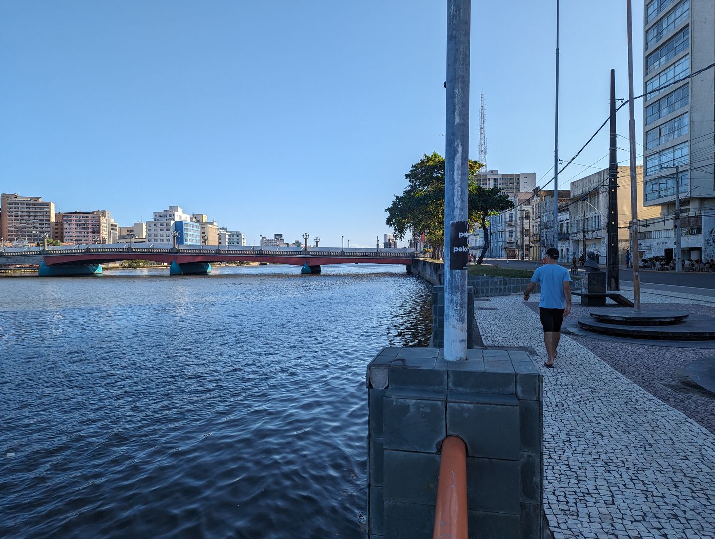 "Náplavka" Recife (má i hezčí části, které jsem bohužel nevyfotil)